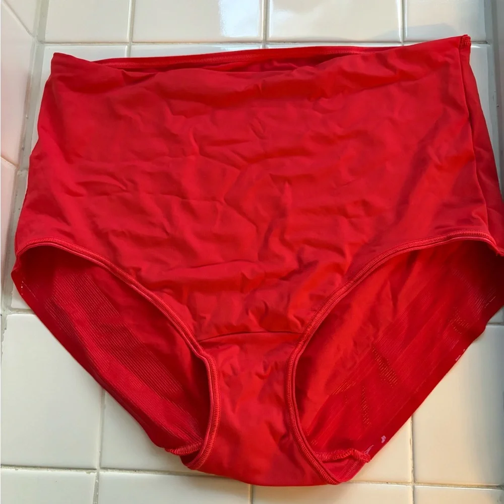 NWOT Soma Vanishing Tummy VT Retro Brief Panties Underwear Red Vamp XXL
